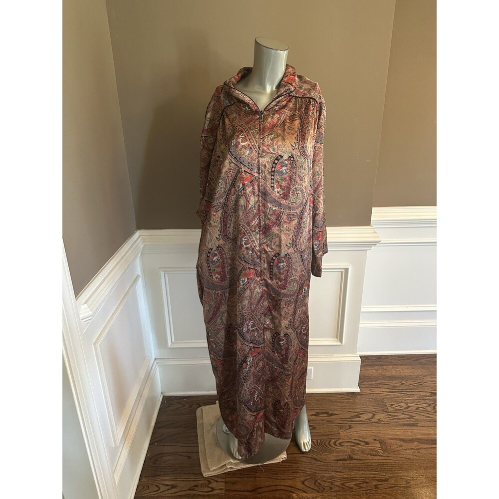 Vintage Christian Dior Loungewear Kaftan/Robe  Paisley Multicolored Sz M